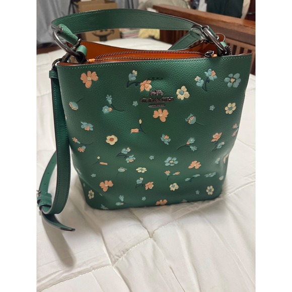 Coach Handbags - Coach Town Bucket Bag Amazon Green Floral Wildflower Pebble Leather C8214